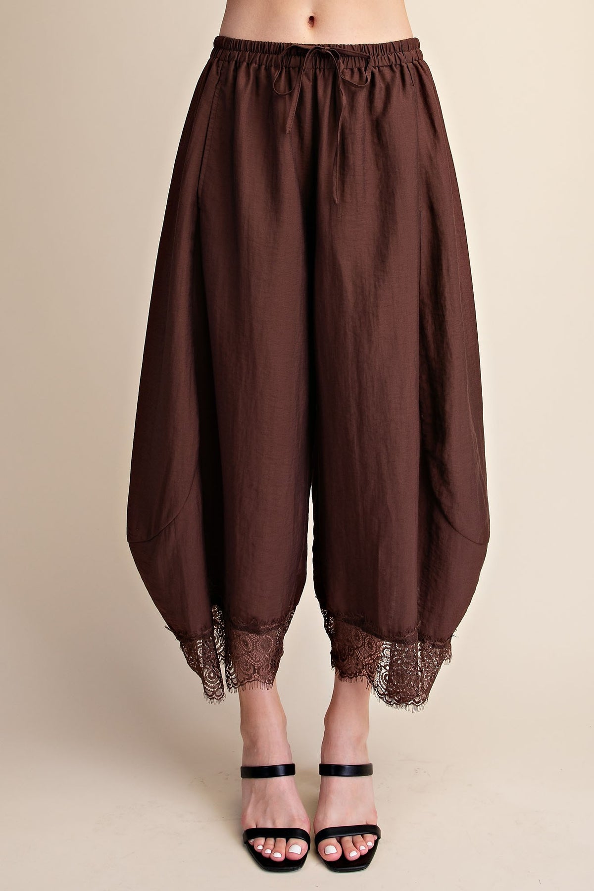 Jaliyah Cropped Lace Trim Balloon Pants