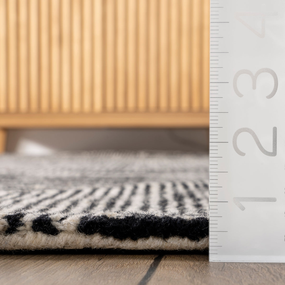 Heidi Modern Hand Tufted Wool Area Rug