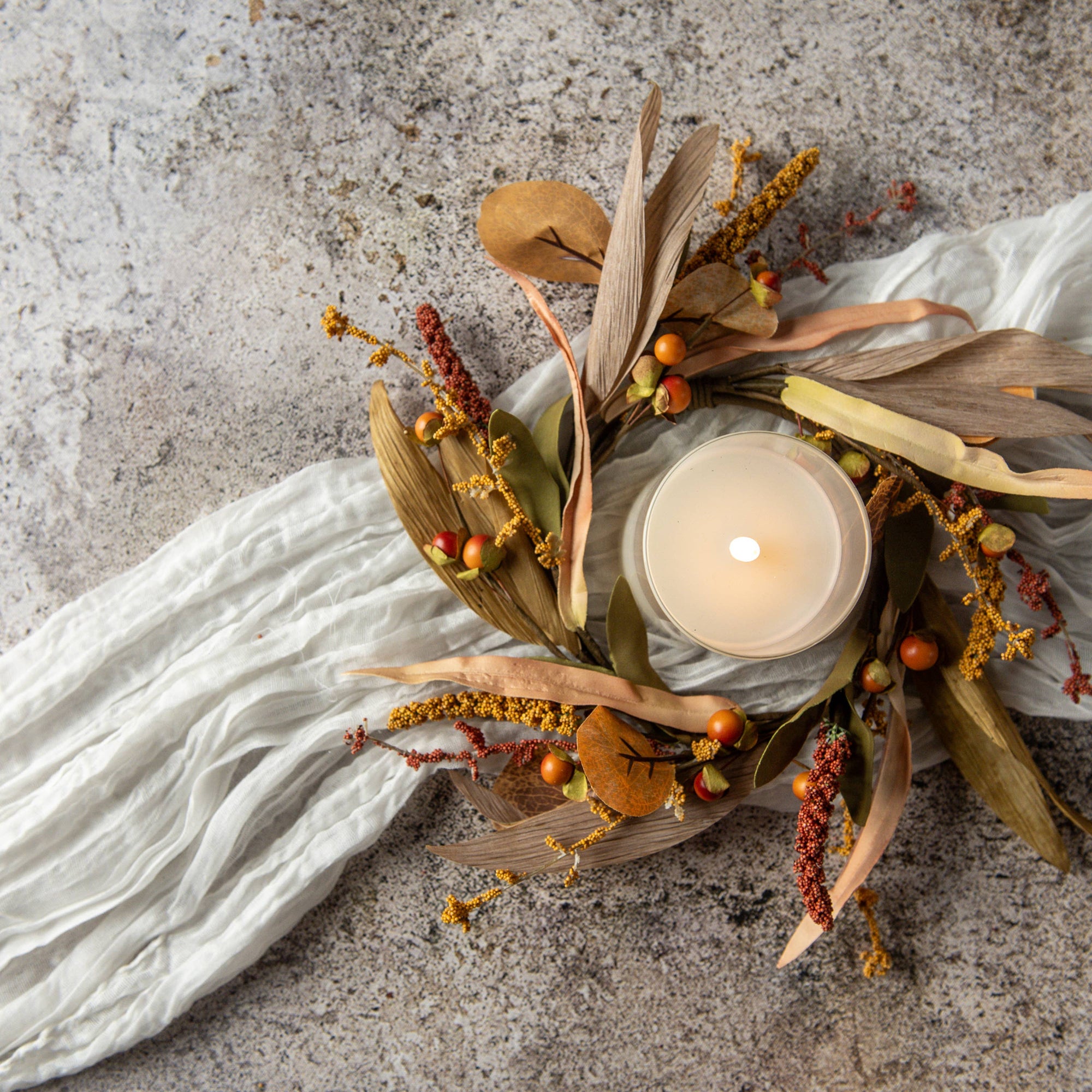 12" Mixed Heather Candle Ring w/ Berries