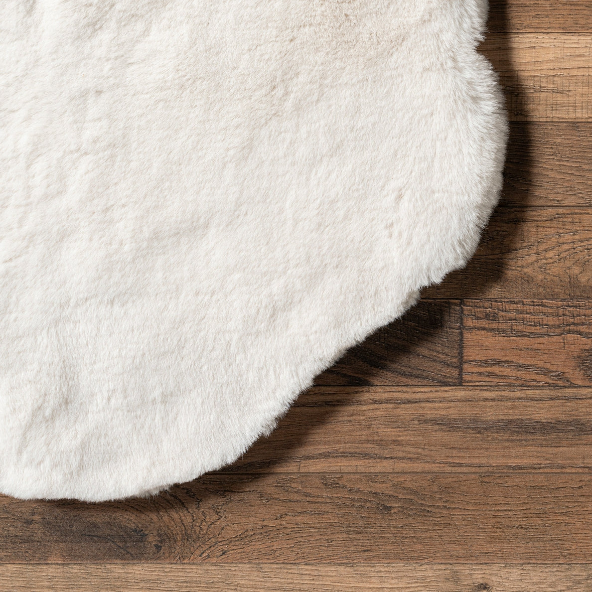 Eline Faux Sheepskin Machine Washable Area Rug