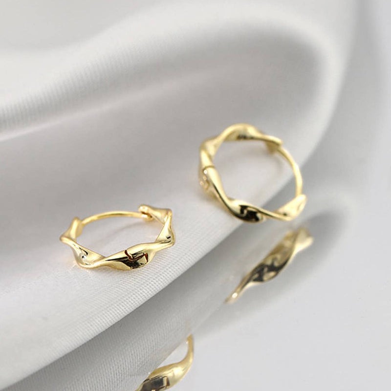 Ariel 18k Gold Twist Hoop Earring - Cloth + Cabin