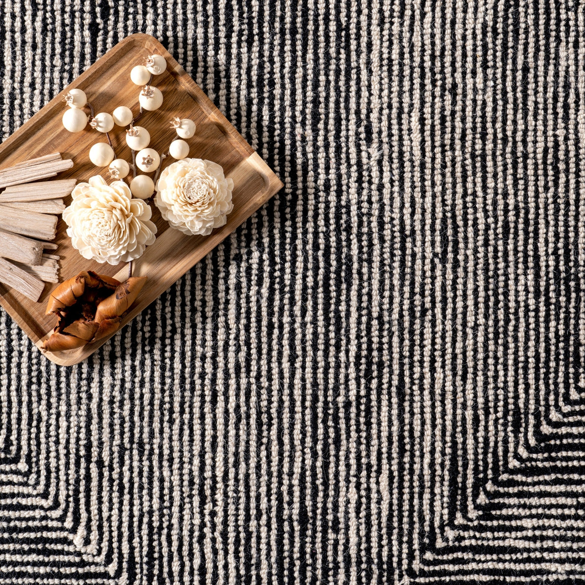 Heidi Modern Hand Tufted Wool Area Rug
