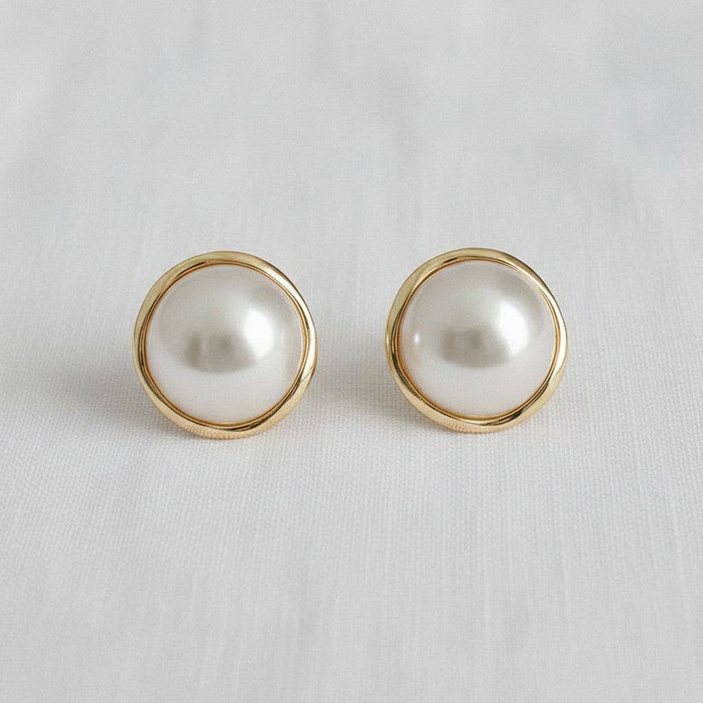 Pearl Stud Earrings - Cloth + Cabin