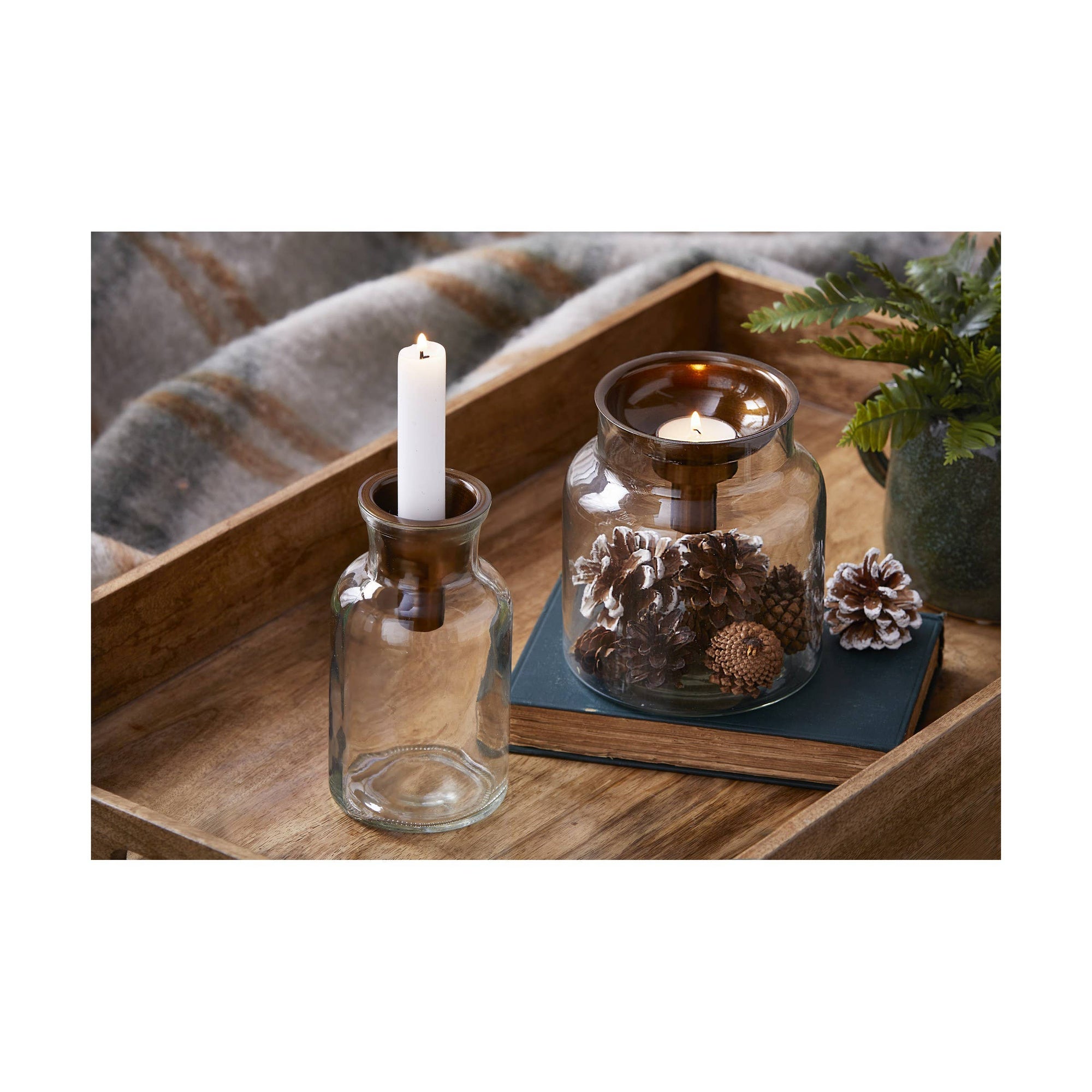 Mercantile Tealt/Taper Holder Wd White Glass