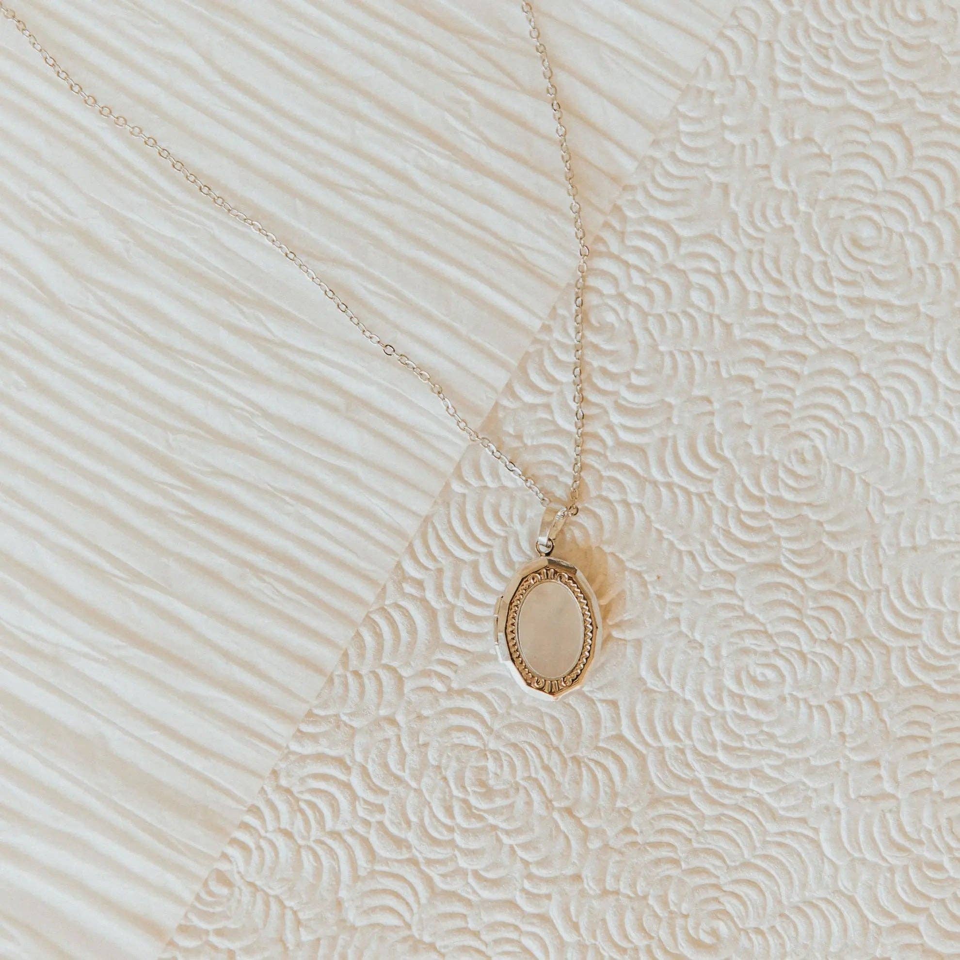 Isabelle Locket Necklace - Cloth + Cabin
