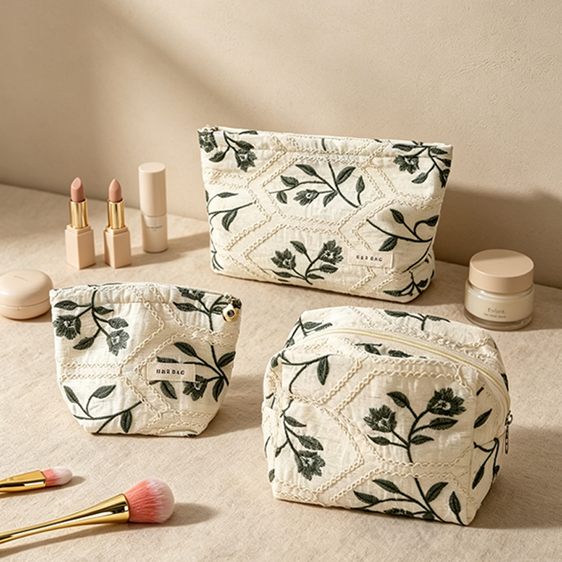 CouldNook Leaf Pattern Cosmetic Bag