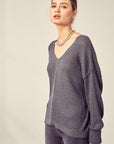 ROBIN V-NECK KNIT TOP