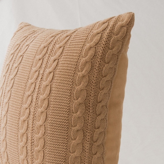Luna Cable Knit Pillow Cover