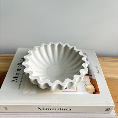 Kyma Concrete Scallop Bowl - Cloth + Cabin