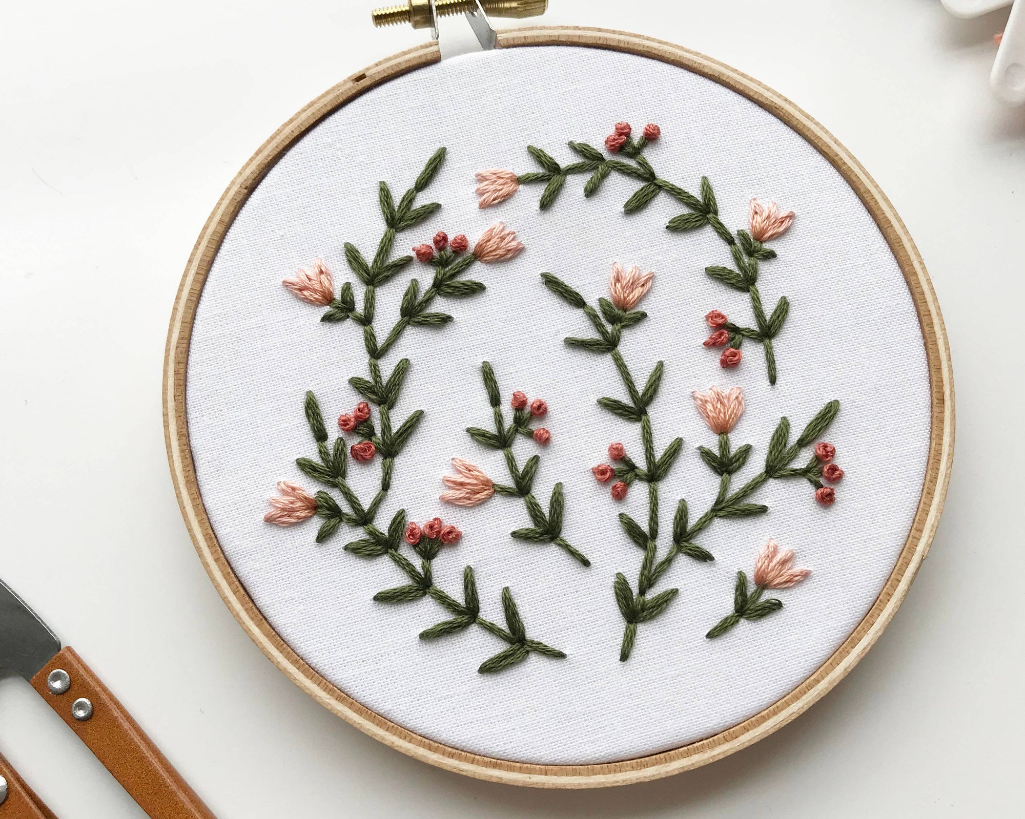 Floral Vine Embroidery Kit