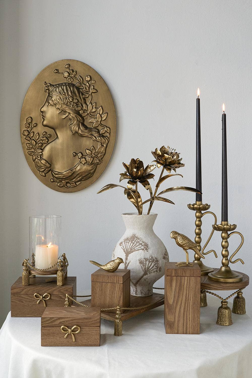 Wall Plaque w/ Regal Lady Design Antique Gold