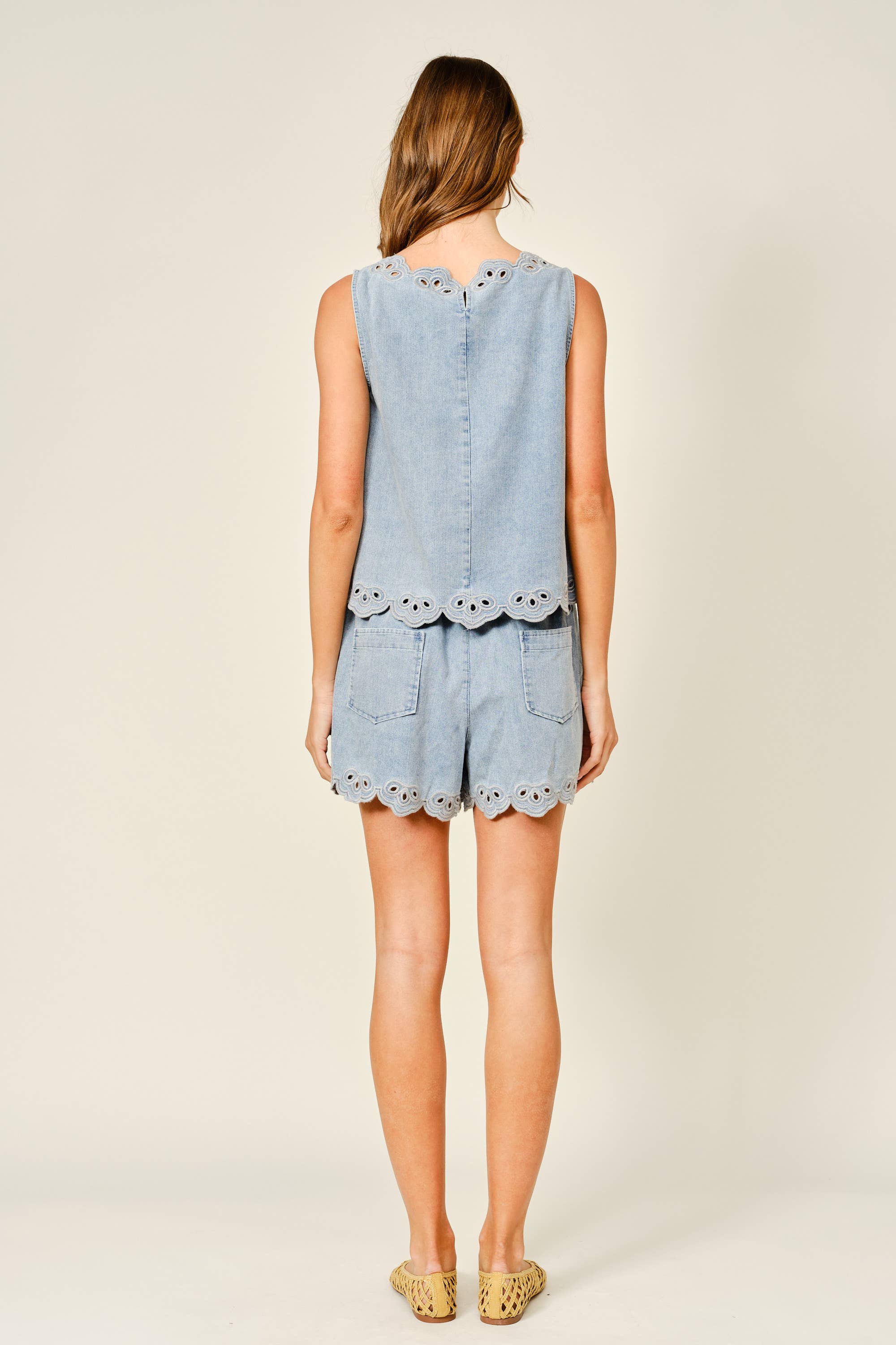 Bianca Embroidered Waist Elastic Flare Shorts