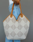 Beige & Cream Diamond Pattern Tote