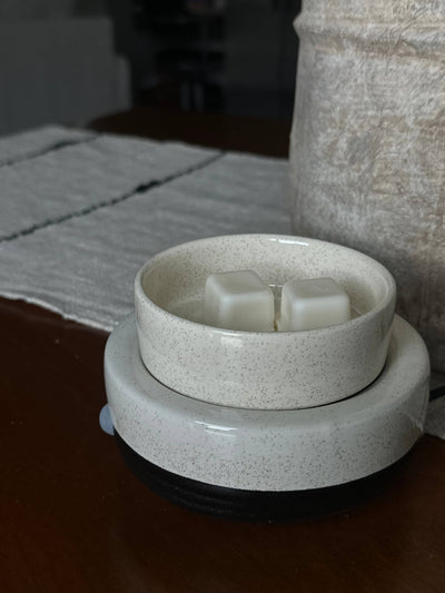 2-in-1 Wax Warmer - Cloth + Cabin