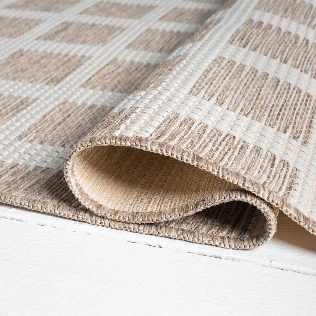 Ocean Gridscape Indoor/Outdoor Area Rug