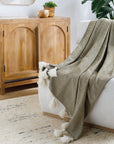 Kapri Throw Blanket / Olive