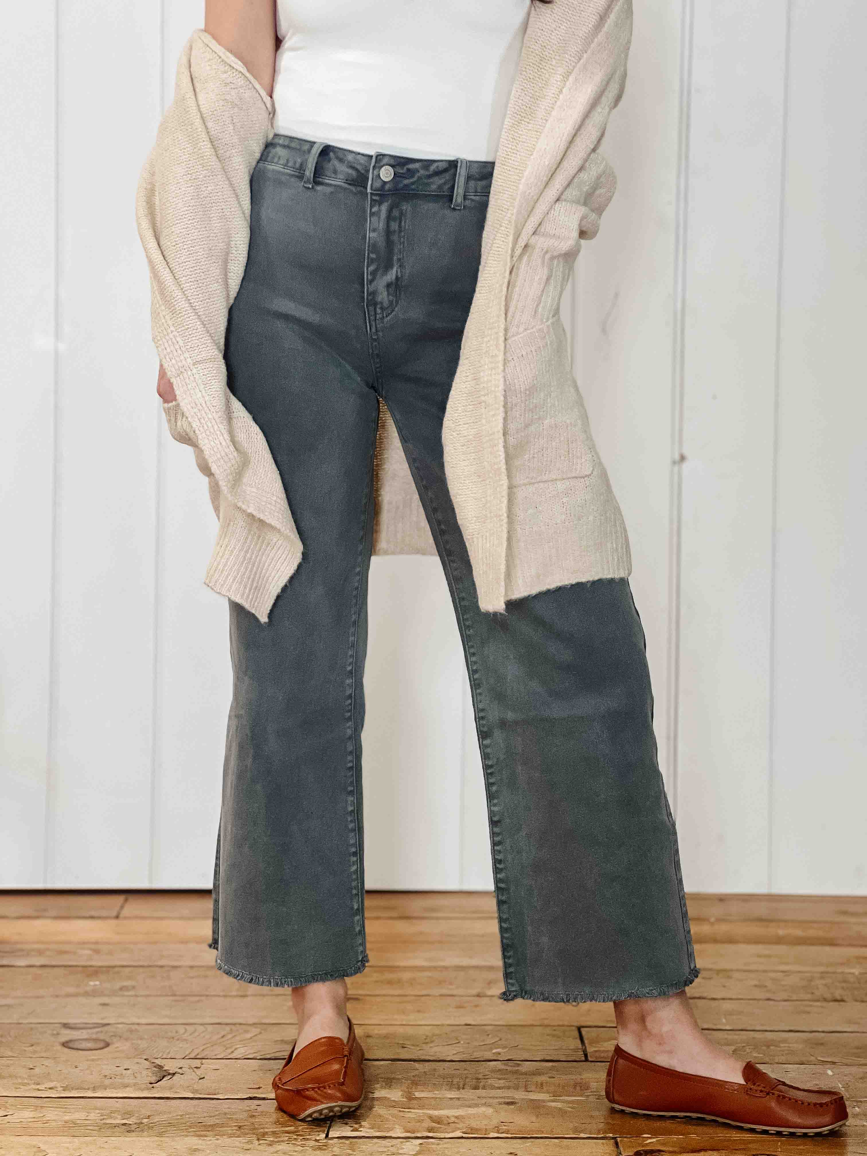 Gwen Frayed Straight Leg Jeans
