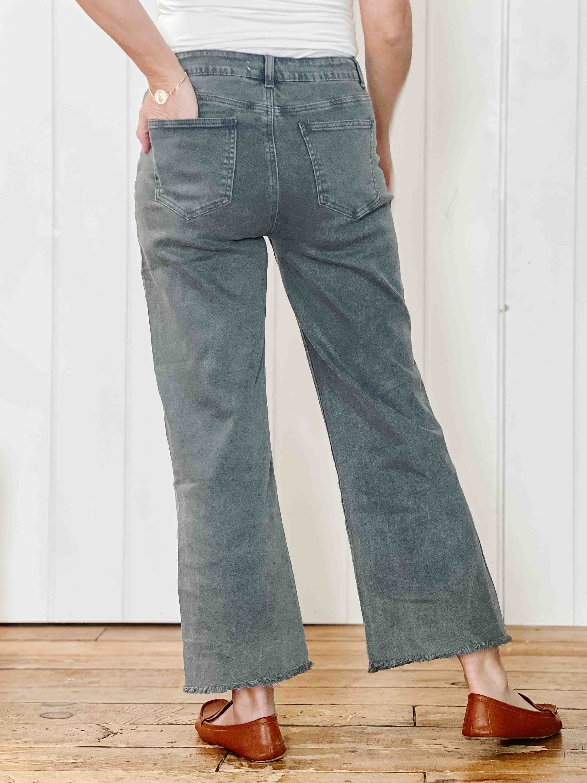 Gwen Frayed Straight Leg Jeans