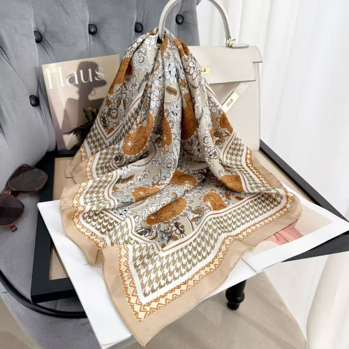 Lightweight Square Scarf