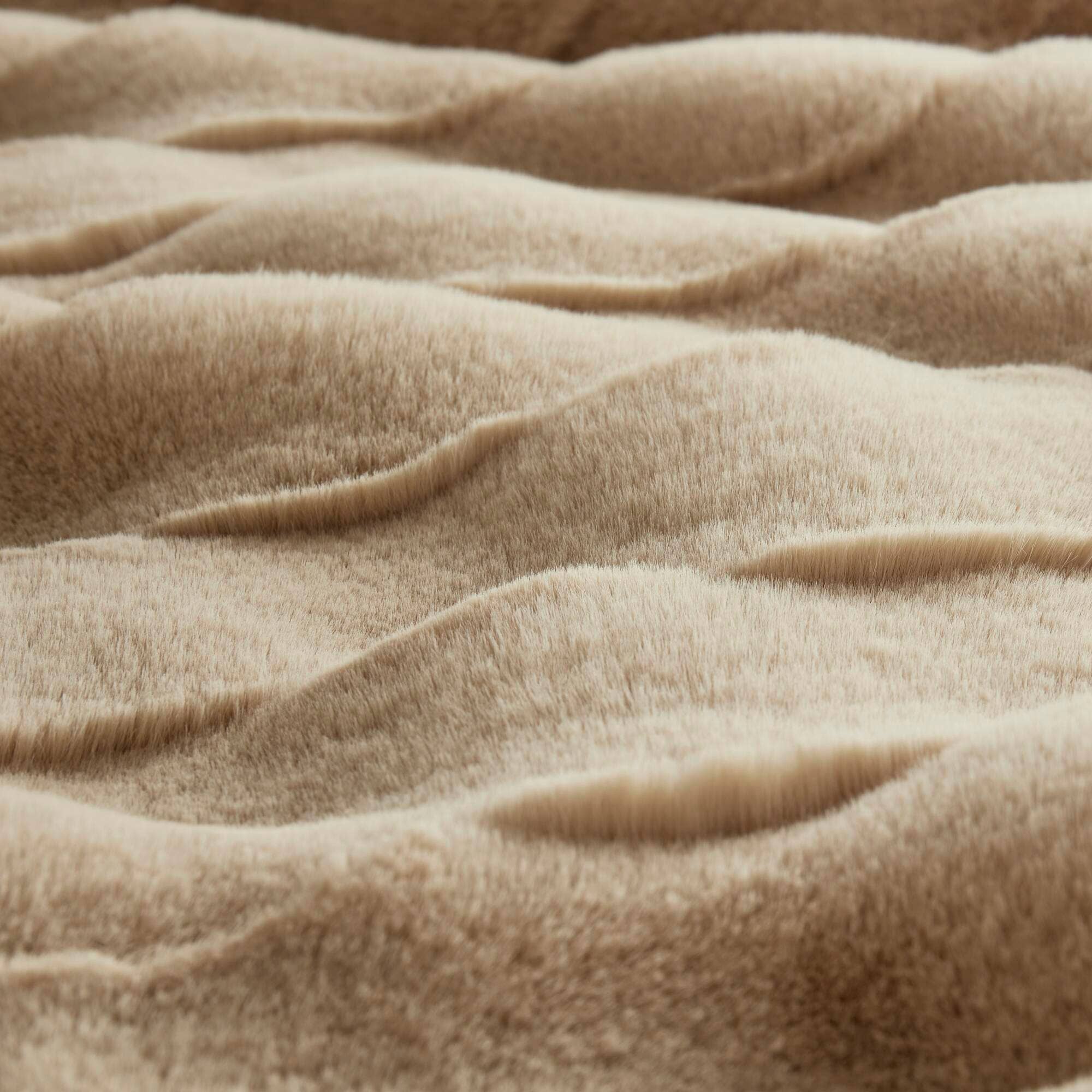 Faux Fur Velvet Throw Blanket