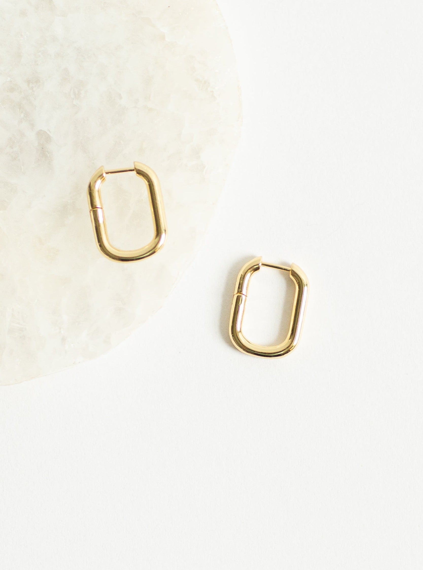 Oval Huggie Square Hoop Earrings / Gold