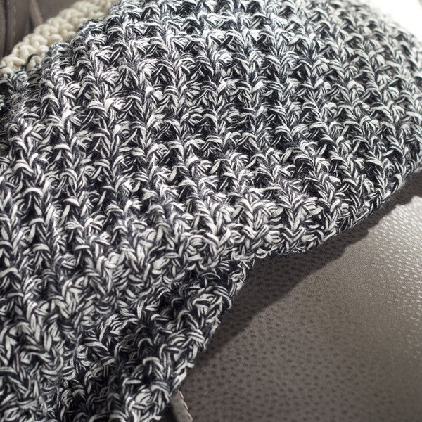 PYRUS Throw Beige / Dark Grey