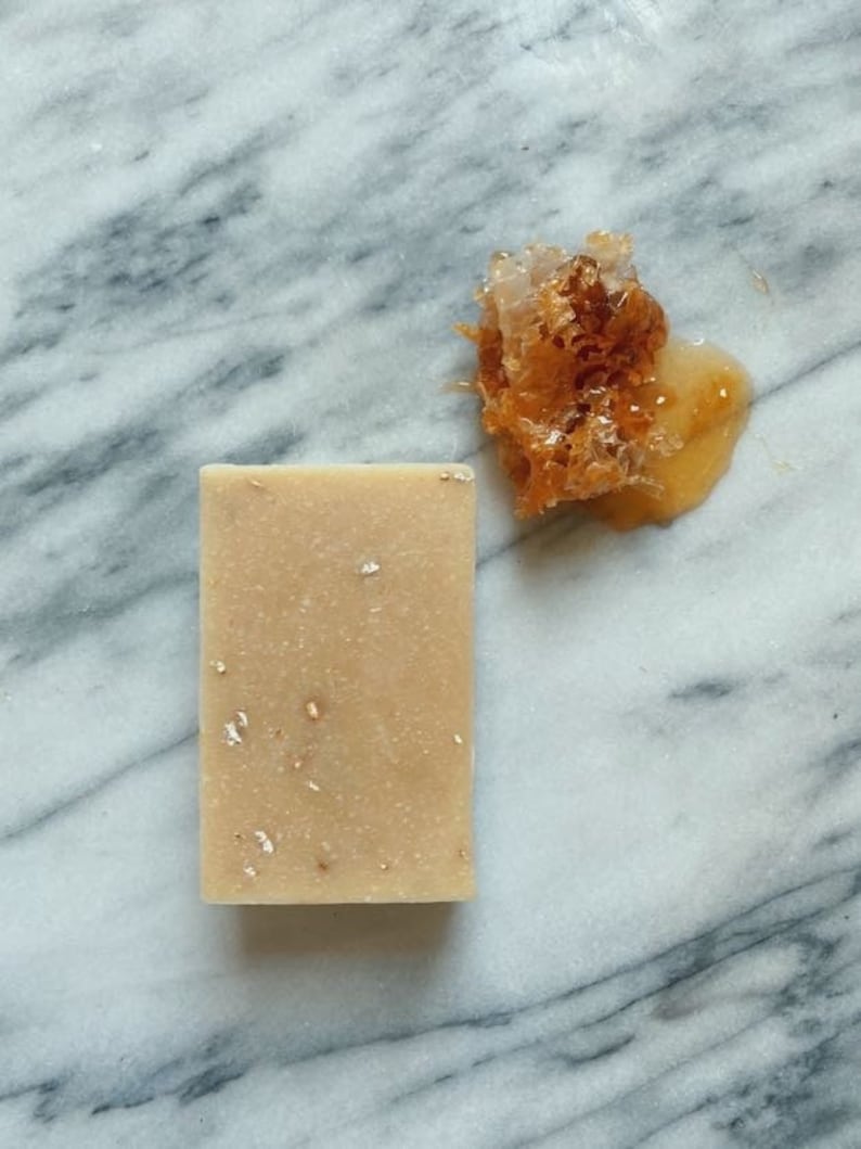 Cold Process Natural Bar Soaps / Oats + Honey